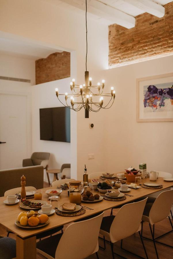 Petit Luxe Volta Bed & Breakfast Terrassa Dış mekan fotoğraf