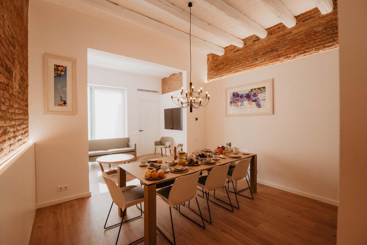 Petit Luxe Volta Bed & Breakfast Terrassa Dış mekan fotoğraf