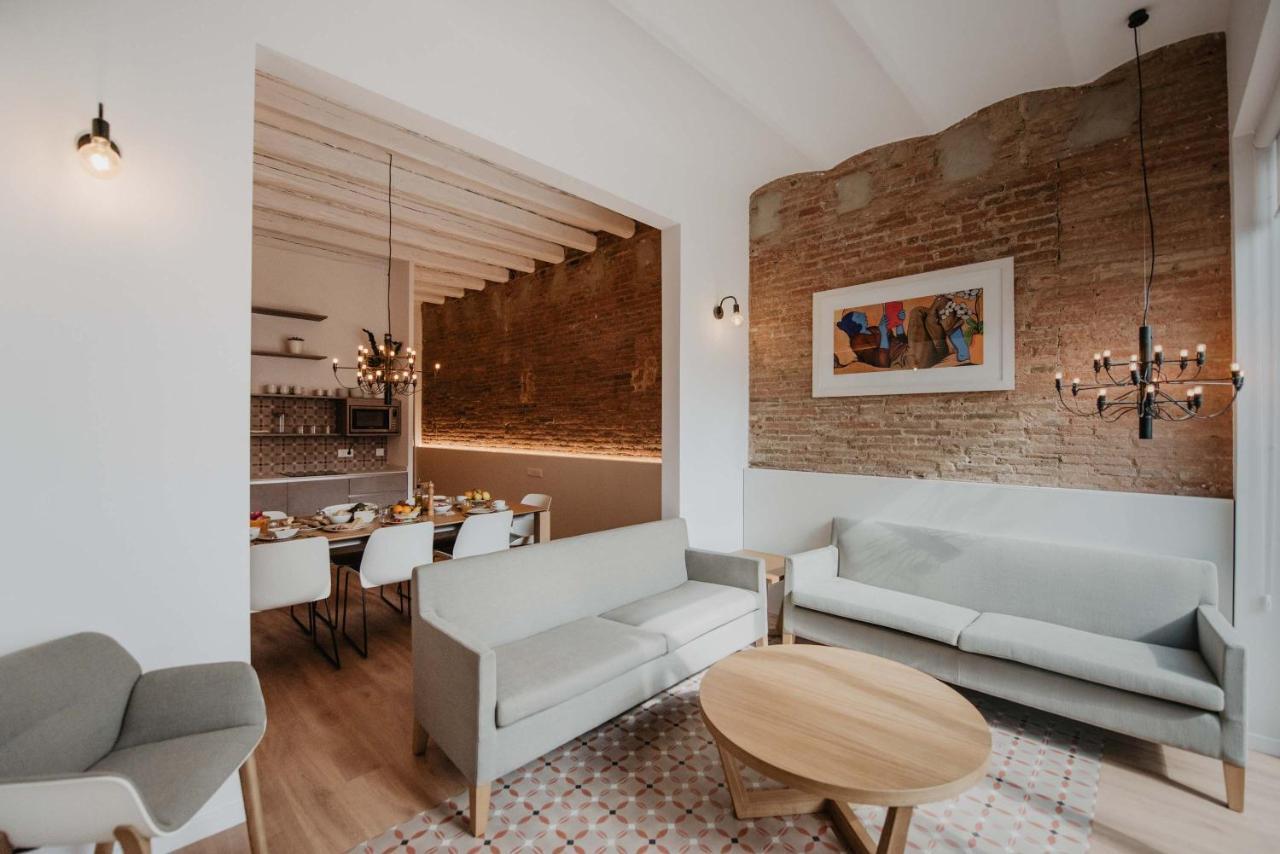 Petit Luxe Volta Bed & Breakfast Terrassa Dış mekan fotoğraf